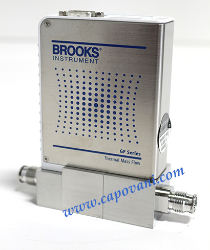 BROOKS INSTRUMENT MASS FLOW CONTROLLER, 50 SCCM